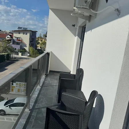 Happy Summer - Mamaia Nord Apartament *